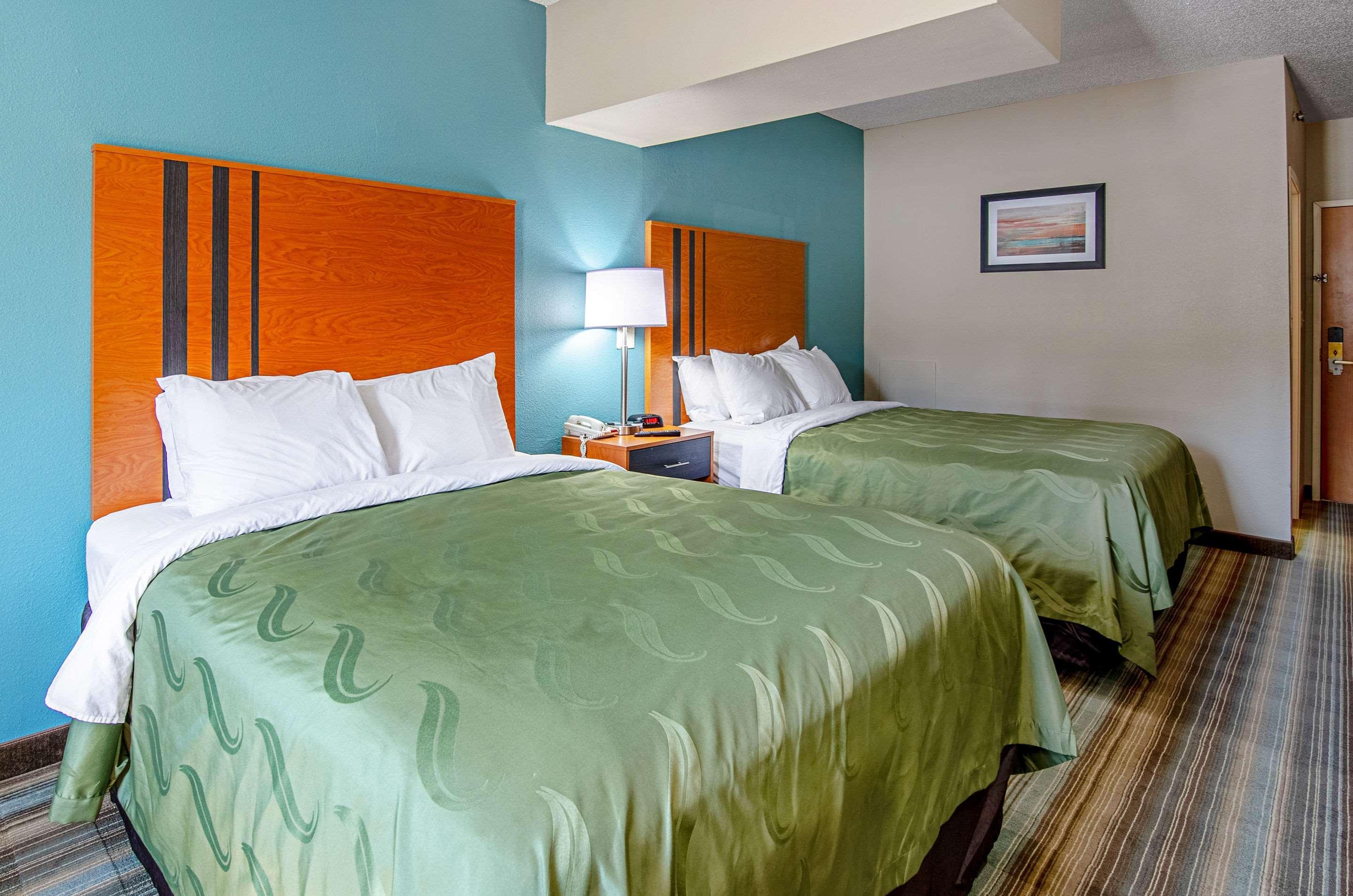 Quality Inn & Suites I-81 Exit 7 Бристоль Экстерьер фото