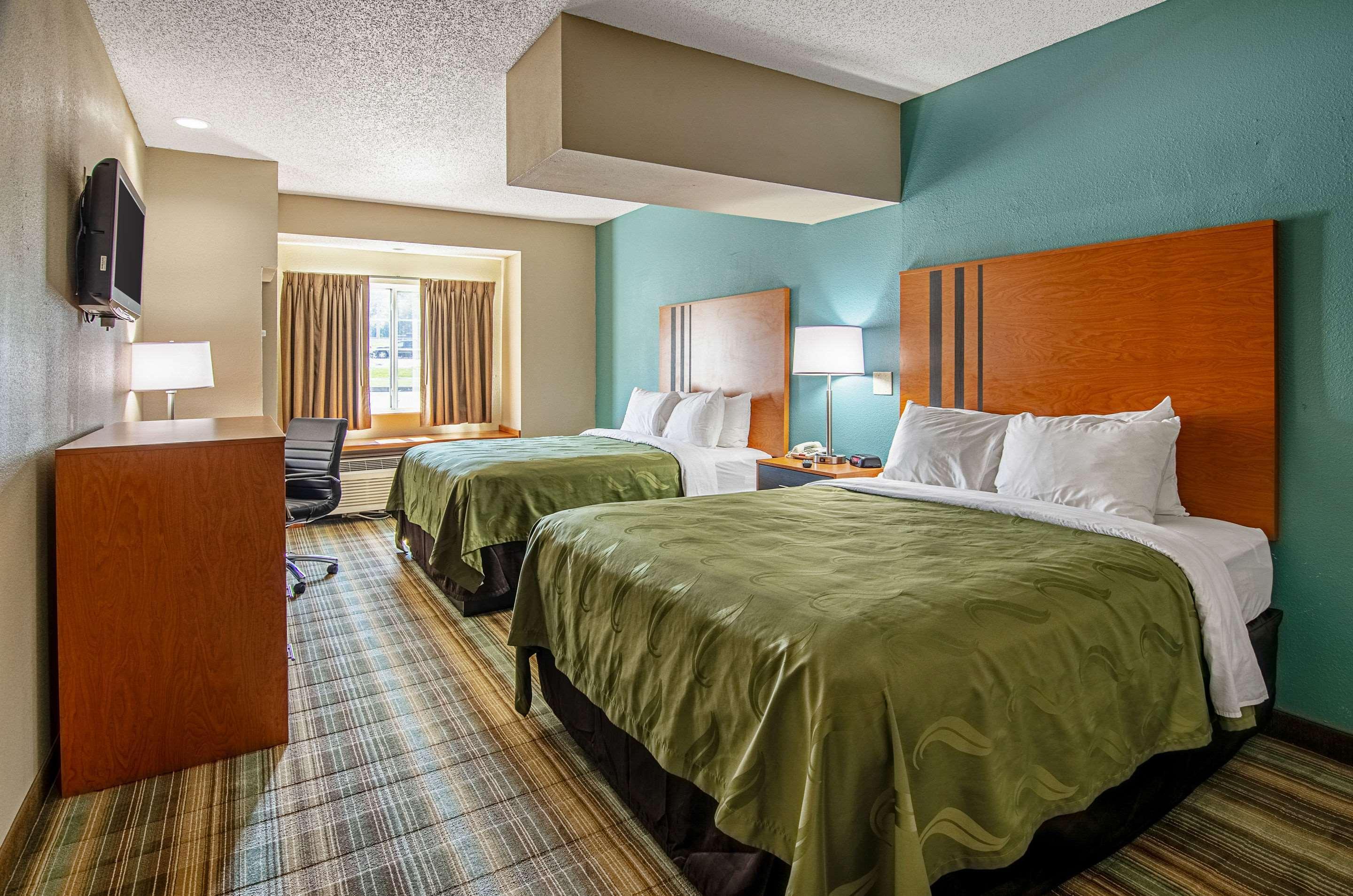 Quality Inn & Suites I-81 Exit 7 Бристоль Экстерьер фото