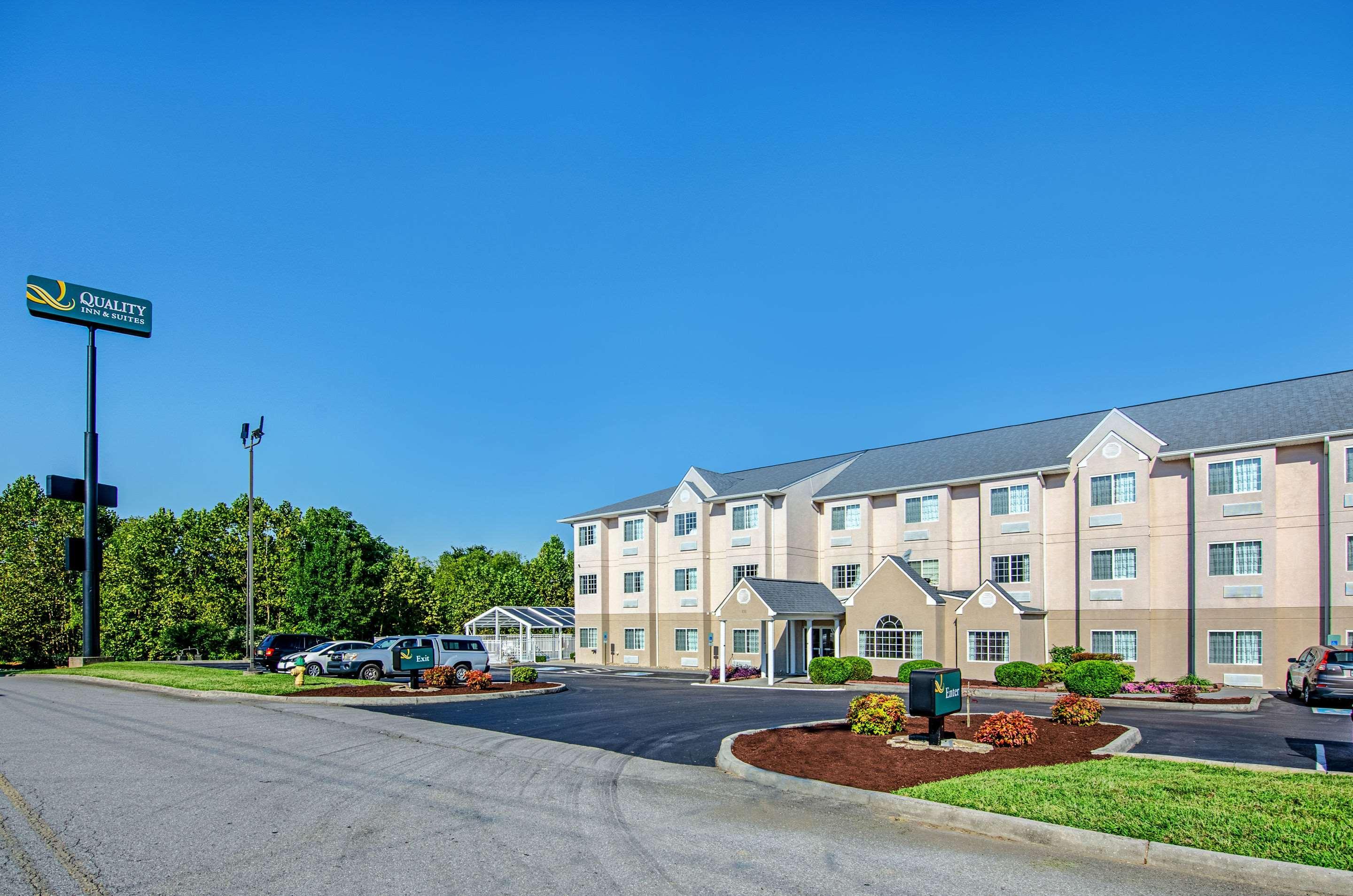 Quality Inn & Suites I-81 Exit 7 Бристоль Экстерьер фото