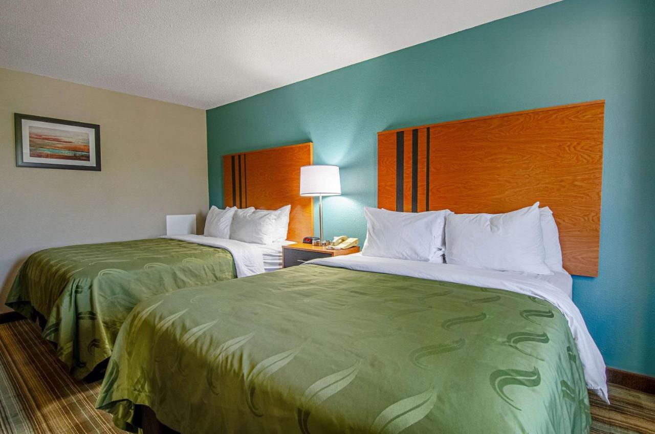 Quality Inn & Suites I-81 Exit 7 Бристоль Экстерьер фото